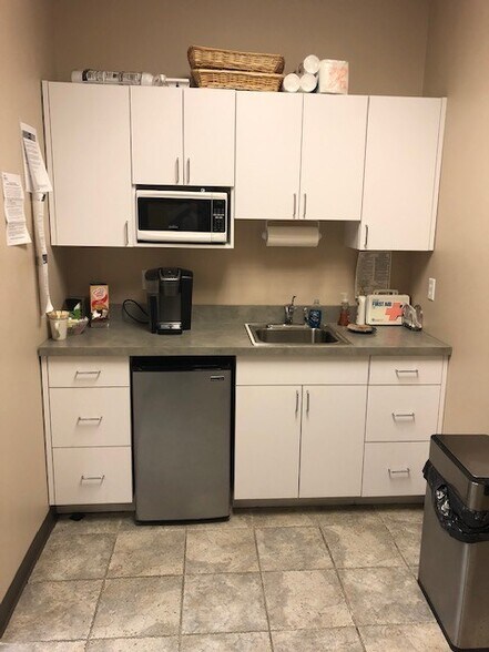 More Photos Of 140 Adams Ave, Hauppauge Medical For Sale