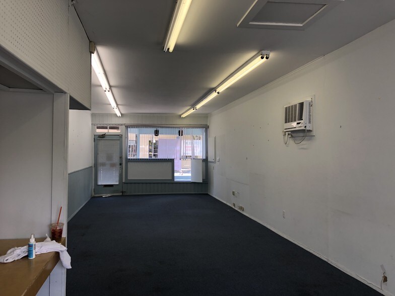 More Photos Of 24 Larkfield Rd, East Northport Office For Lease