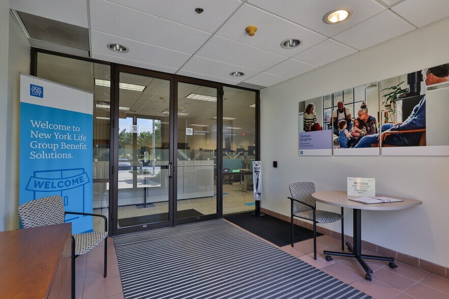 More Photos Of 1525 Valley Center Pky, Bethlehem Unknown For Lease