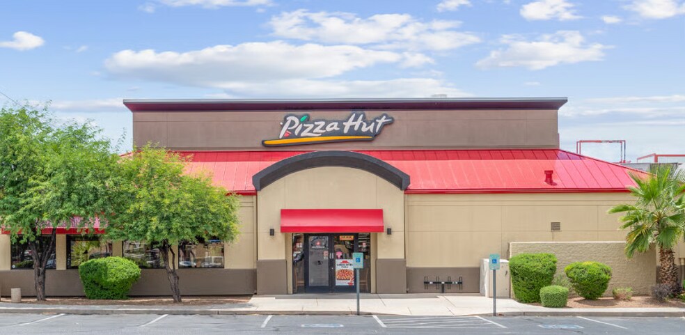 Primary Photo Of 6305 E 22nd St, Tucson Restaurant For Sale