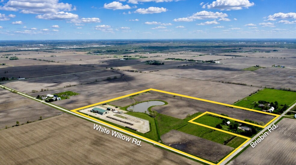 More Photos Of 5681 White Willow Rd, Minooka Specialty For Sale