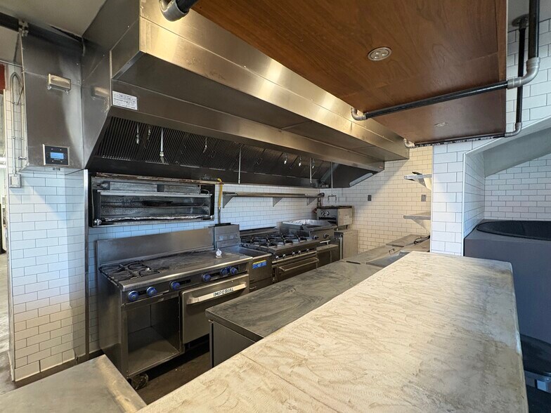 More Photos Of 1028 Fremont St, Las Vegas Restaurant For Lease