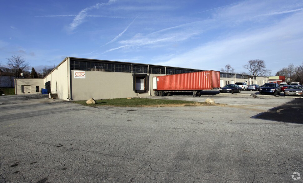 More Photos Of 450 S Henderson Rd, King Of Prussia Distribution For Lease