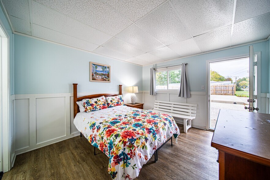 More Photos Of 5225 Old Lake Rd, Geneva Hotel For Sale