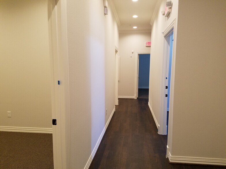 More Photos Of 8668 John Hickman Pky, Frisco Medical For Lease