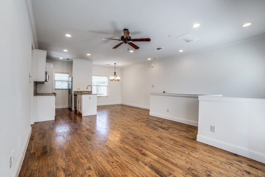 More Photos Of 6140 Oram St, Dallas Apartments For Sale