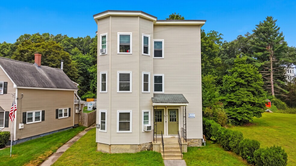 More Photos Of 61 B St, Manchester Multifamily For Sale