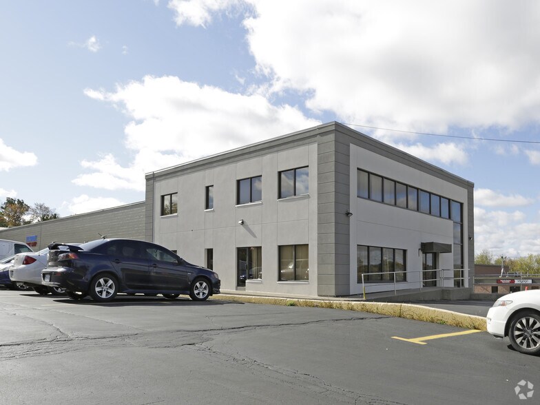 Primary Photo Of 625 Wabanaki Dr, Kitchener Light Distribution For Lease