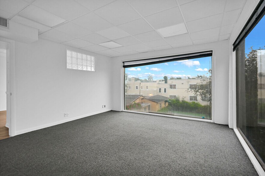 More Photos Of 150 E Davie Blvd, Fort Lauderdale Medical For Lease