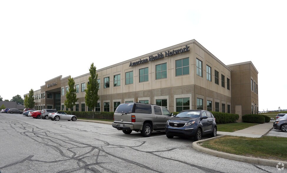 More Photos Of 4880 Century Plaza Rd, Indianapolis Medical For Lease