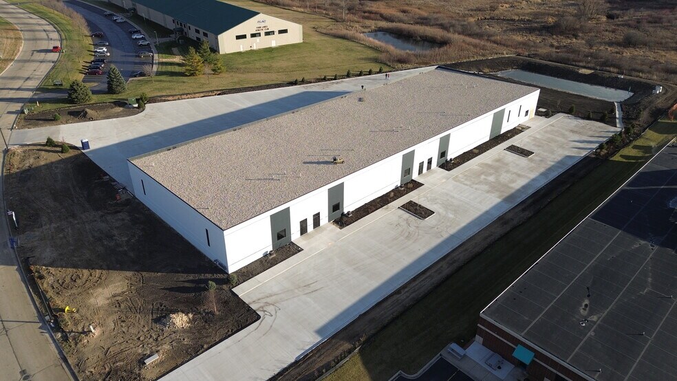 Primary Photo Of 205 E Morrissey Dr, Elkhorn Warehouse For Lease