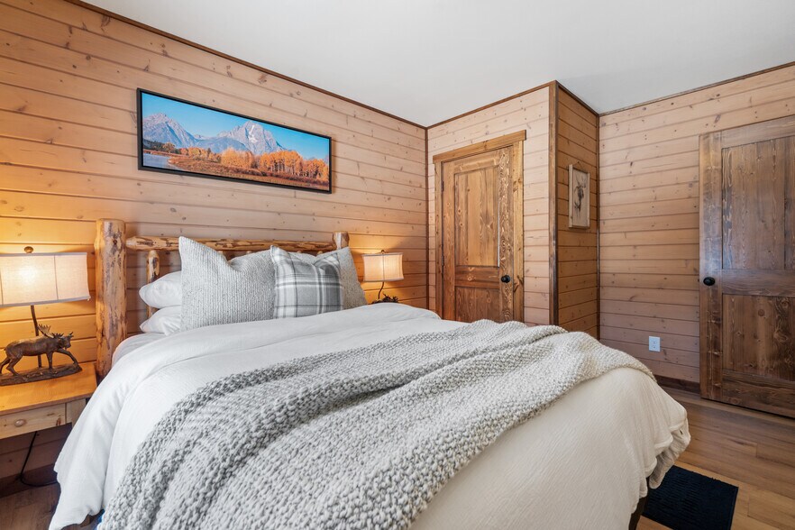 More Photos Of 1845 Hodgson Rd, Whitefish Hotel For Sale