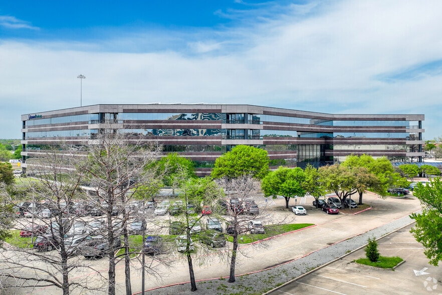 More Photos Of 500 N Central Expy, Plano Office For Sale