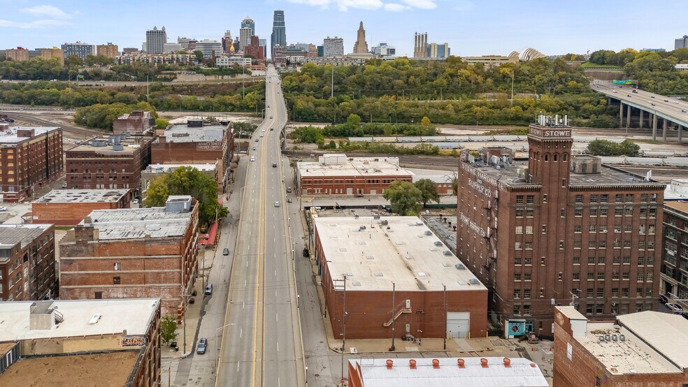 More Photos Of 1315 W 12th St, Kansas City Warehouse For Sale