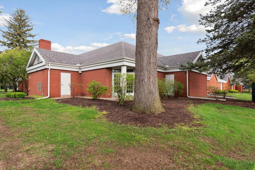 More Photos Of 3740 W Sylvania Ave, Toledo Medical For Sale