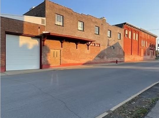 More Photos Of 2600 6th Ave, Troy Showroom For Sale