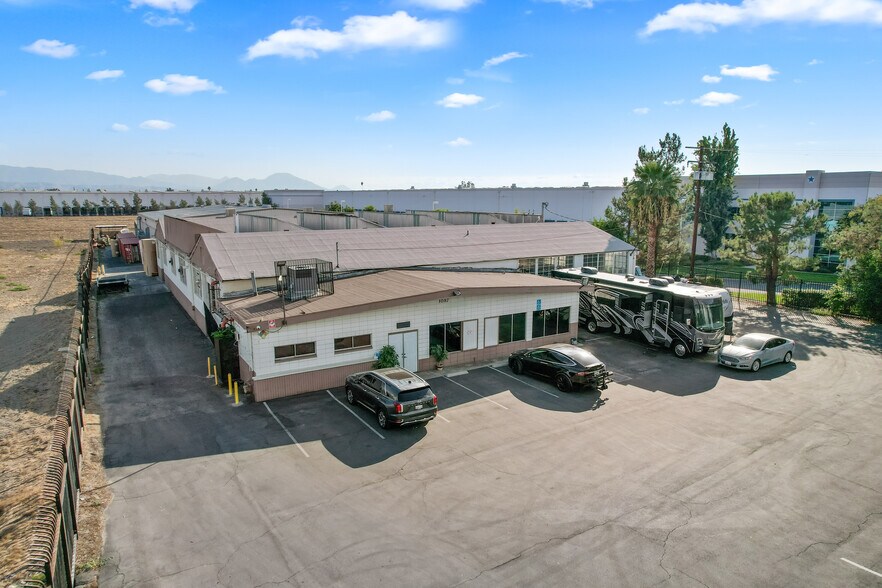 More Photos Of 1087 E 9th St, San Bernardino Warehouse For Lease