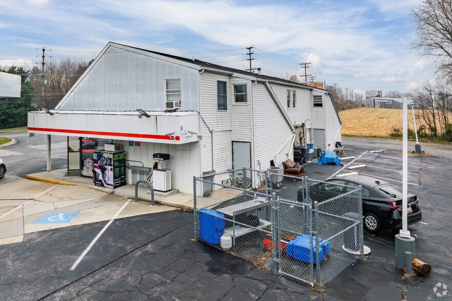 More Photos Of 201 Hanover Pike, Hampstead Service Station For Sale