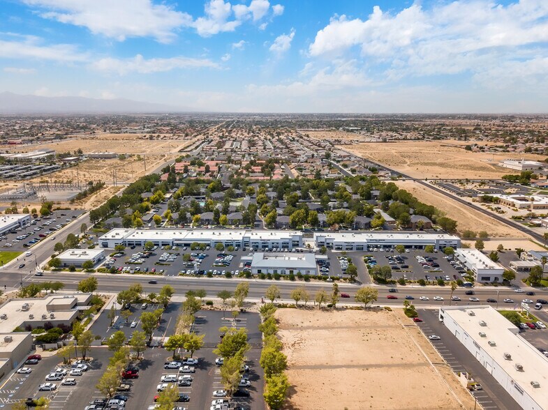 More Photos Of 12332-12424 Hesperia Rd, Victorville Unknown For Lease
