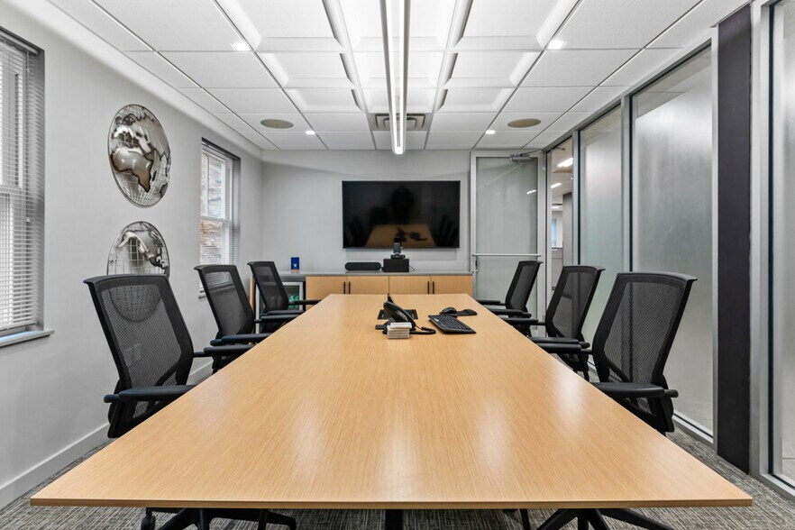 More Photos Of 380 Us Route 1, Falmouth Office Residential For Lease
