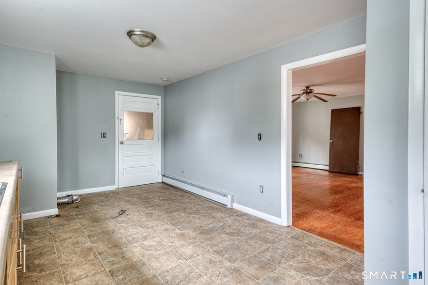 More Photos Of 860 Stafford Rd, Storrs Mansfield Industrial For Sale