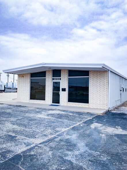 More Photos Of 10100 Liberator Ln, Midland Warehouse For Sale