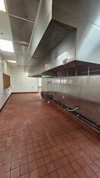 More Photos Of 3701 Call Field Rd, Wichita Falls Restaurant For Lease