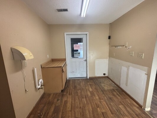 More Photos Of 906 Shepherd Ave, Kirksville Service For Sale