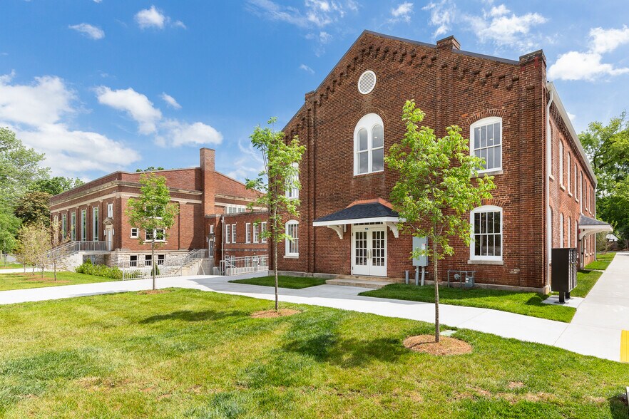 More Photos Of 1700 Greenwood Ave, Nashville Loft Creative Space For Lease