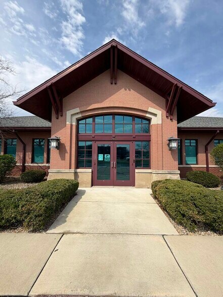 More Photos Of 3167 Robbins Rd, Springfield Office For Sale