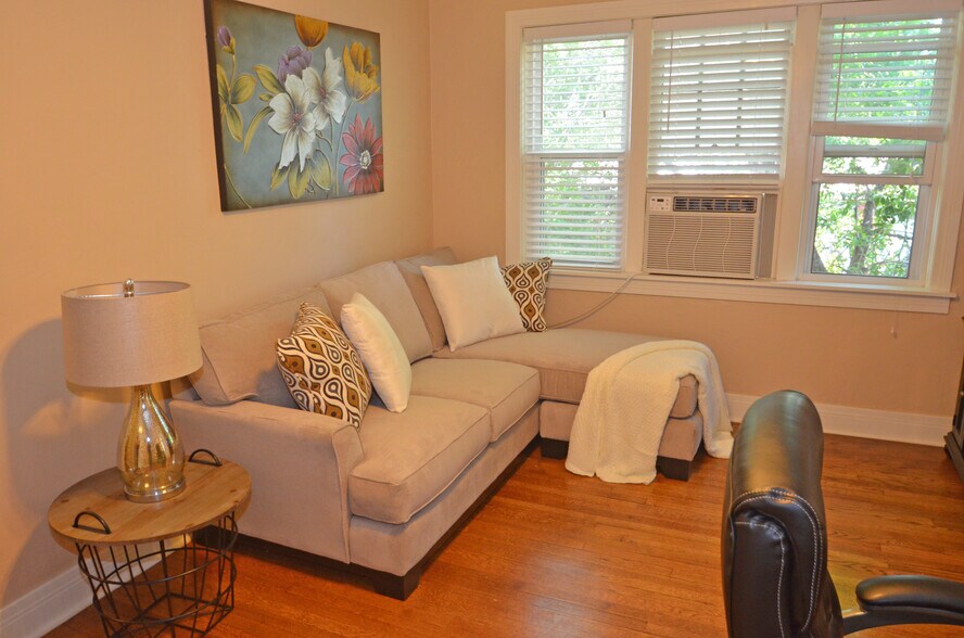 More Photos Of 1712 NW 17th St, Oklahoma City Apartments For Sale