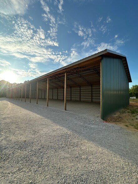 More Photos Of 825 Airport Dr, Alexander City Land For Lease