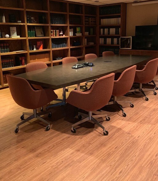 More Photos Of 21 N Main St, Mount Clemens Coworking Space