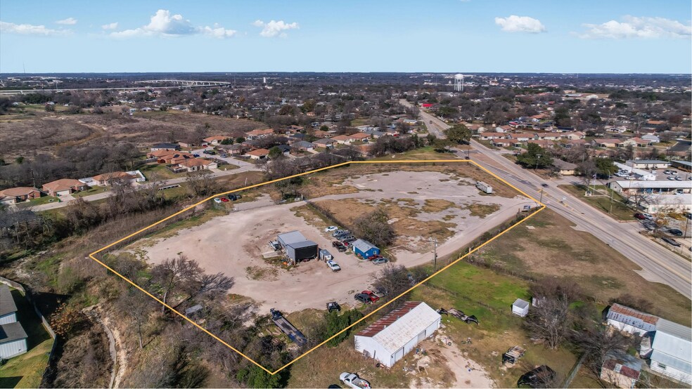 More Photos Of 1503 Holland Rd, Belton Warehouse For Lease