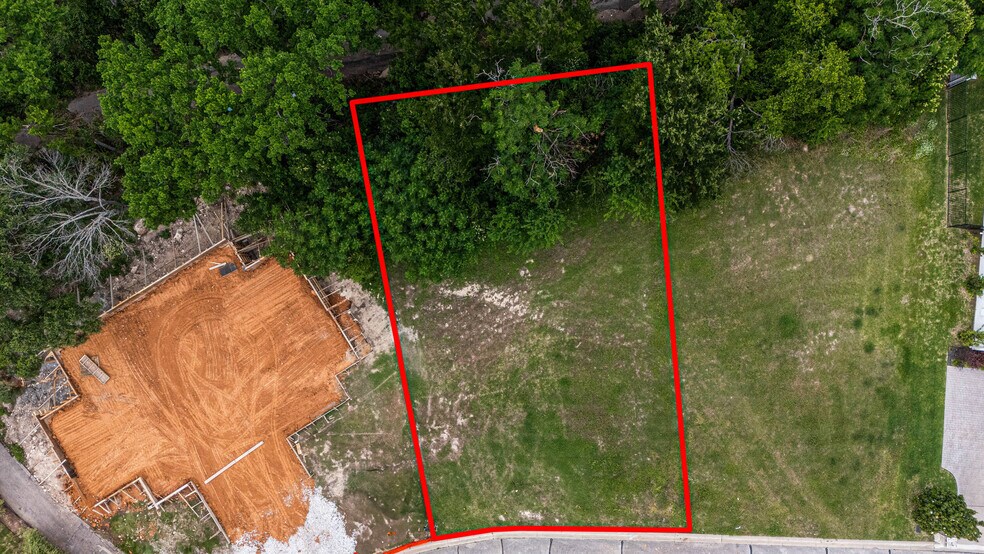 More Photos Of The Enclave, Waco Land For Sale