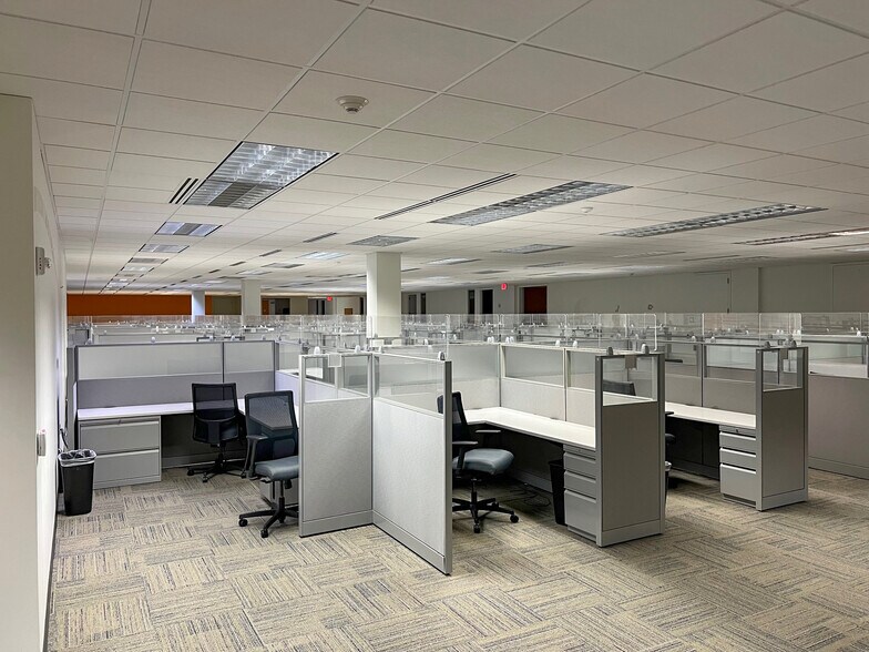 More Photos Of 3854 American Way Dr, Baton Rouge Office For Lease