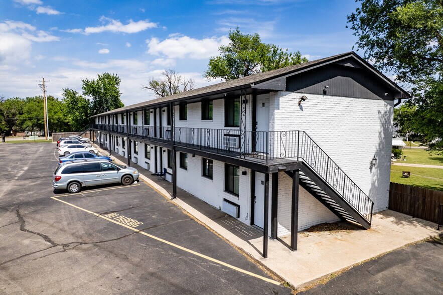 More Photos Of 425 W Taft St, Wichita Apartments For Sale