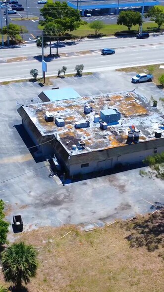 Primary Photo Of 3745 S Military Trl, Lake Worth Restaurant For Lease