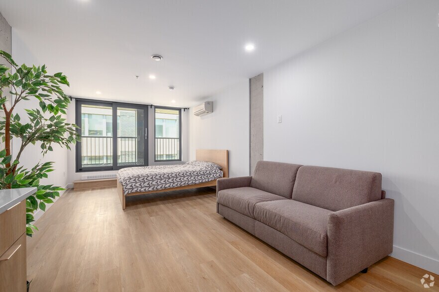 More Photos Of 1230 Rue Bishop, Montréal Apartments For Sale