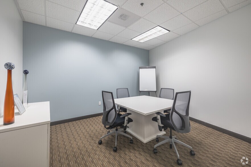 More Photos Of 4000 Faber Place Dr, North Charleston Coworking Space