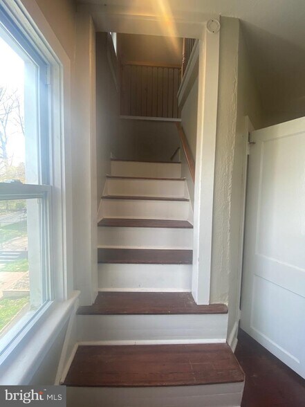 More Photos Of 841 Edge Hill Rd, Glenside Apartments For Sale