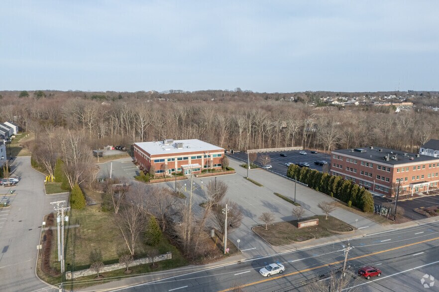 More Photos Of 1543 Atwood Ave, Johnston Office For Sale