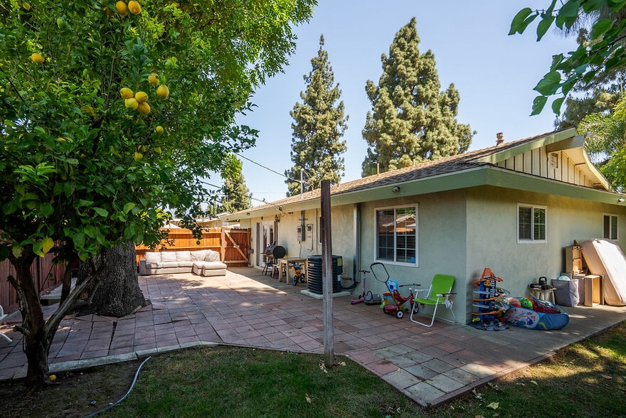More Photos Of 1845 Norval St, Pomona Multifamily For Sale