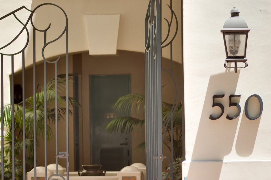 More Photos Of 550 Silver Spur Rd, Rancho Palos Verdes Office For Lease