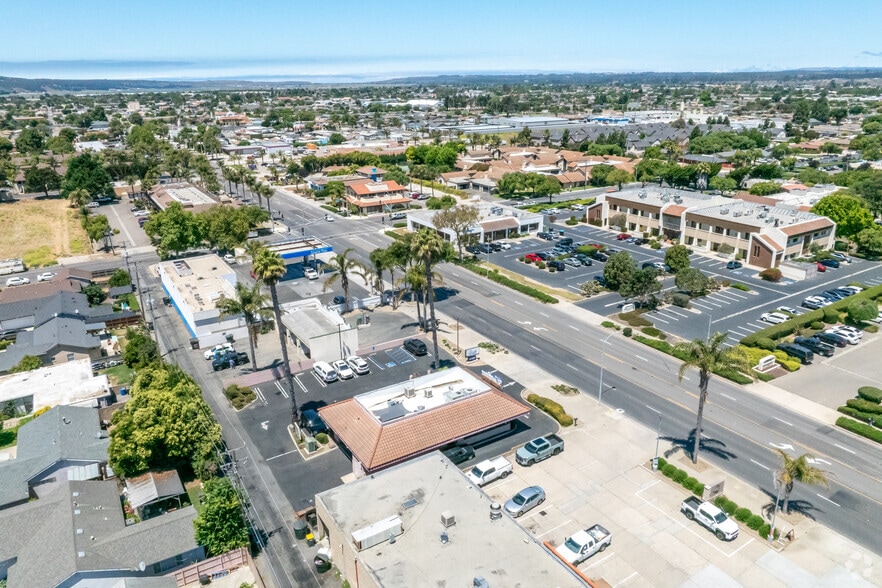 More Photos Of 1120 E Ocean Ave, Lompoc Fast Food For Sale