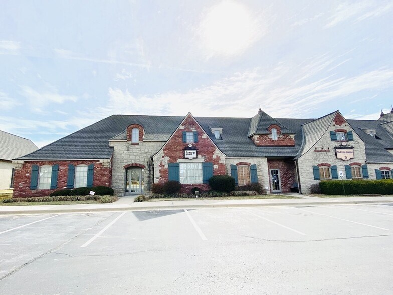 More Photos Of 1420-1426 E Bradford Pky, Springfield Medical For Lease