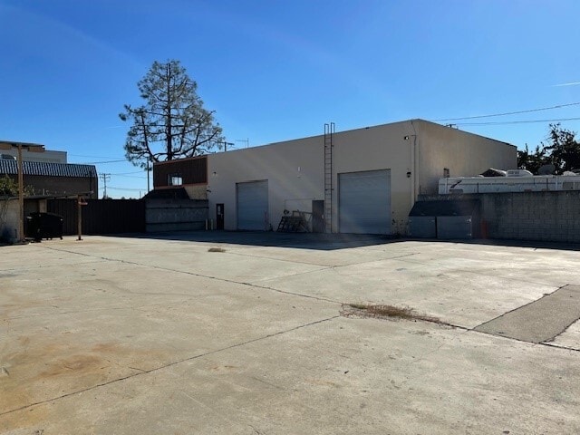 More Photos Of 16257 Illinois Ave, Paramount Warehouse For Sale
