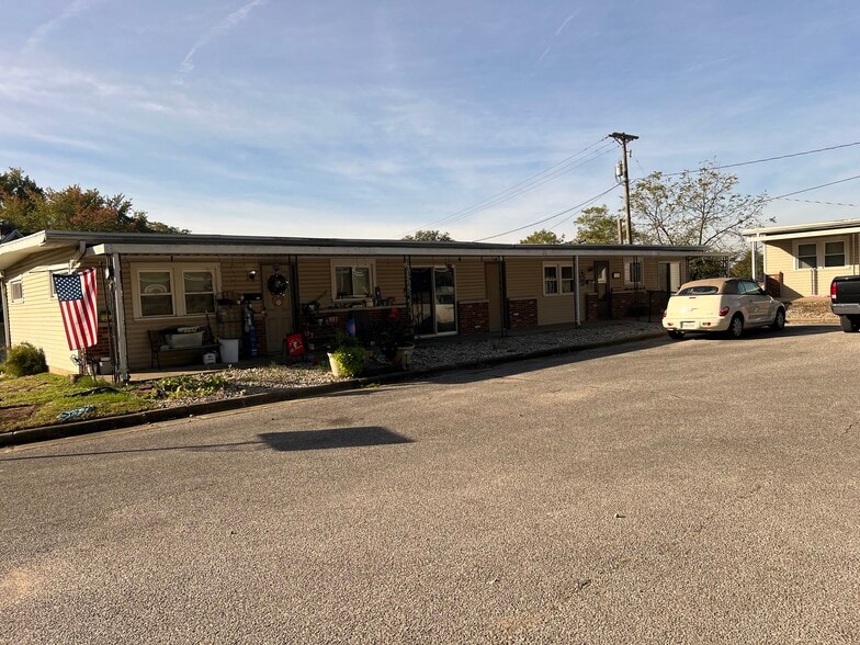 More Photos Of 315 10th St, Tell City Apartments For Sale