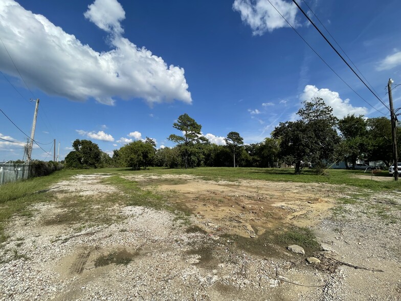 Primary Photo Of 402 E Port Neches Ave, Port Neches Land For Sale