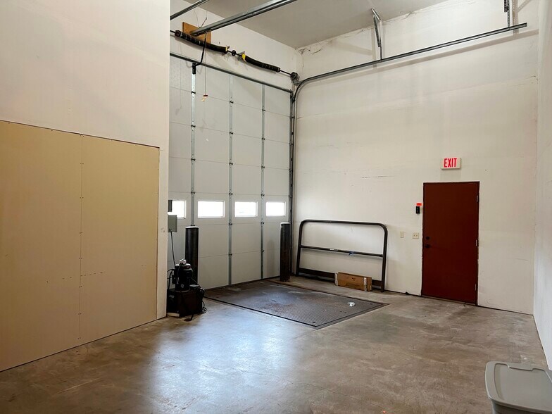 More Photos Of 7837 Excelsior Rd N, Brainerd Freestanding For Lease